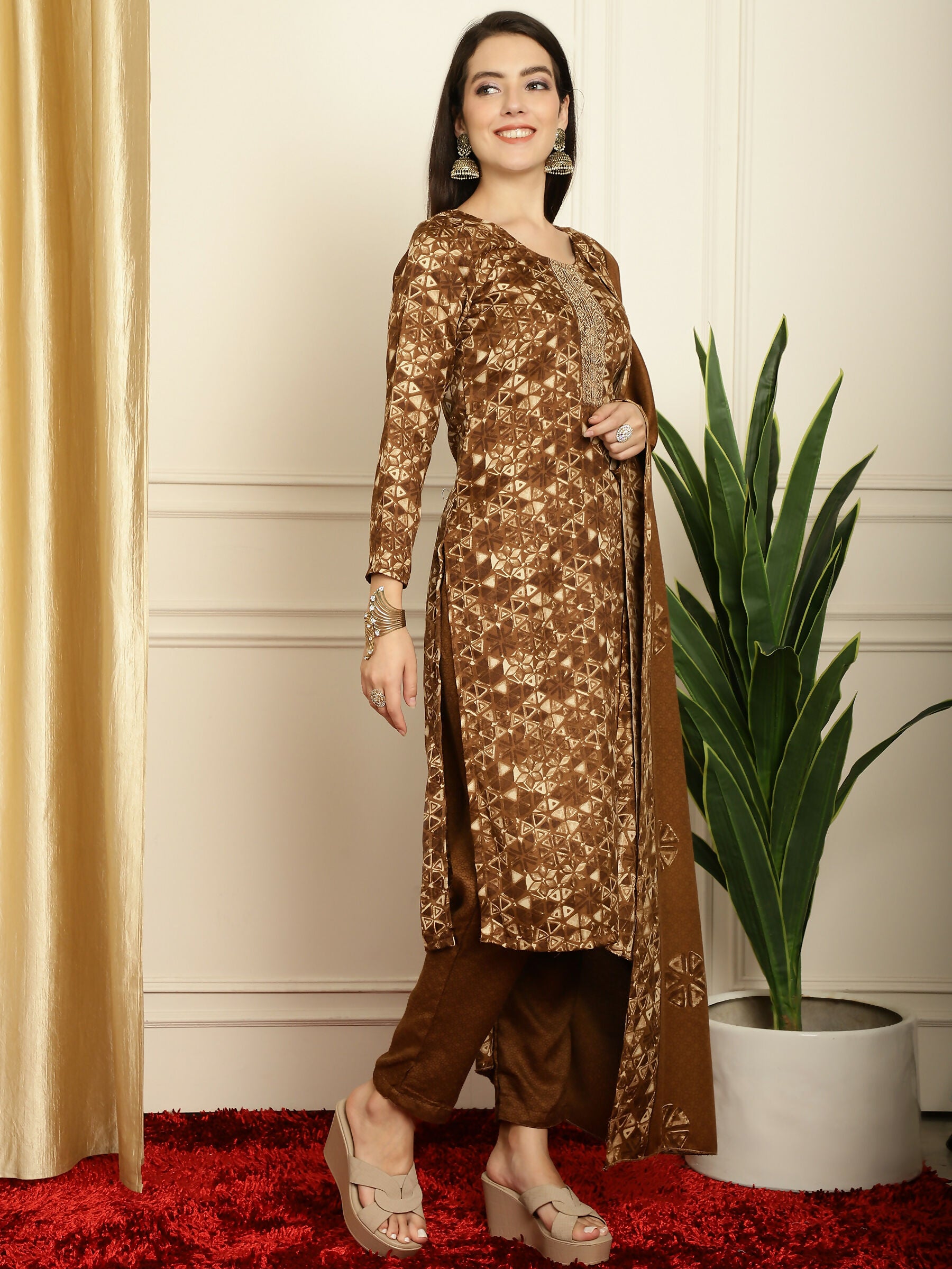 Jyoti Fashion Women's Brown Pashmina Floral Digital Printed Kurta with Trouser & Dupatta - Distacart