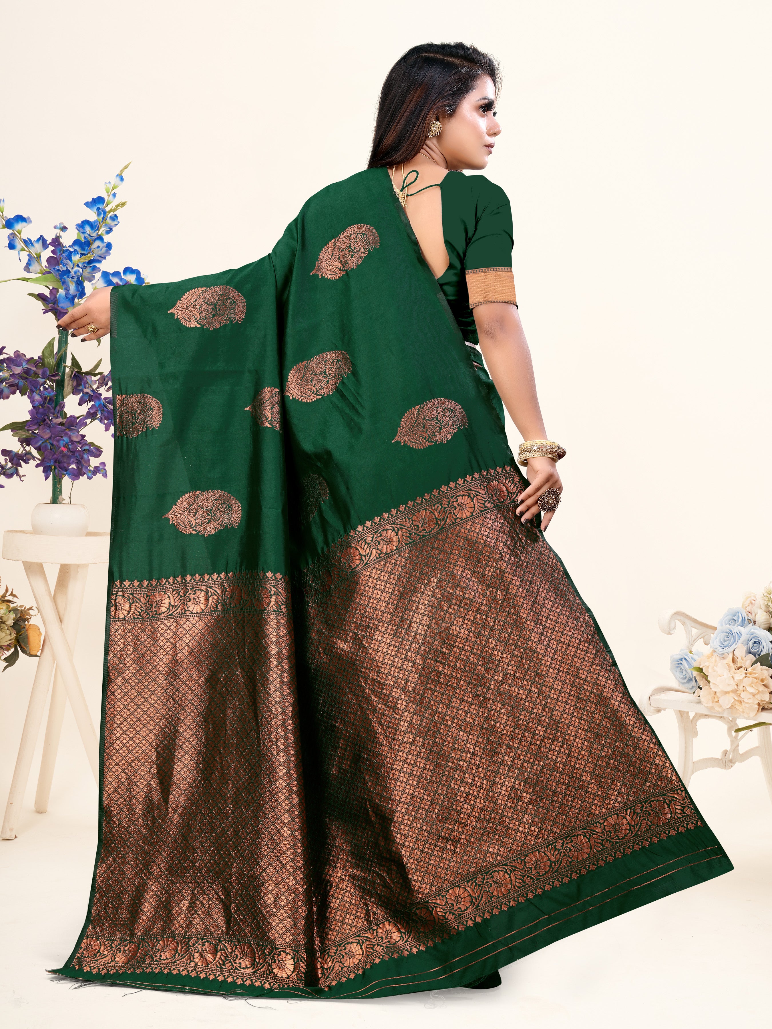 Vedant Vastram Litchi Silk Designer Banarasi Saree - Bottle Green - Distacart