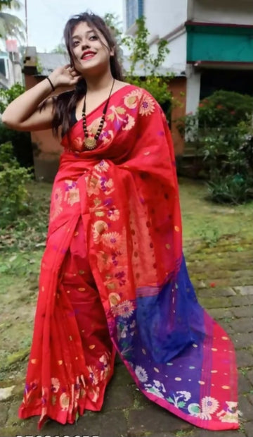 Exclusive Collection Red Beautiful Handloom Silk Cotton Saree - Dista