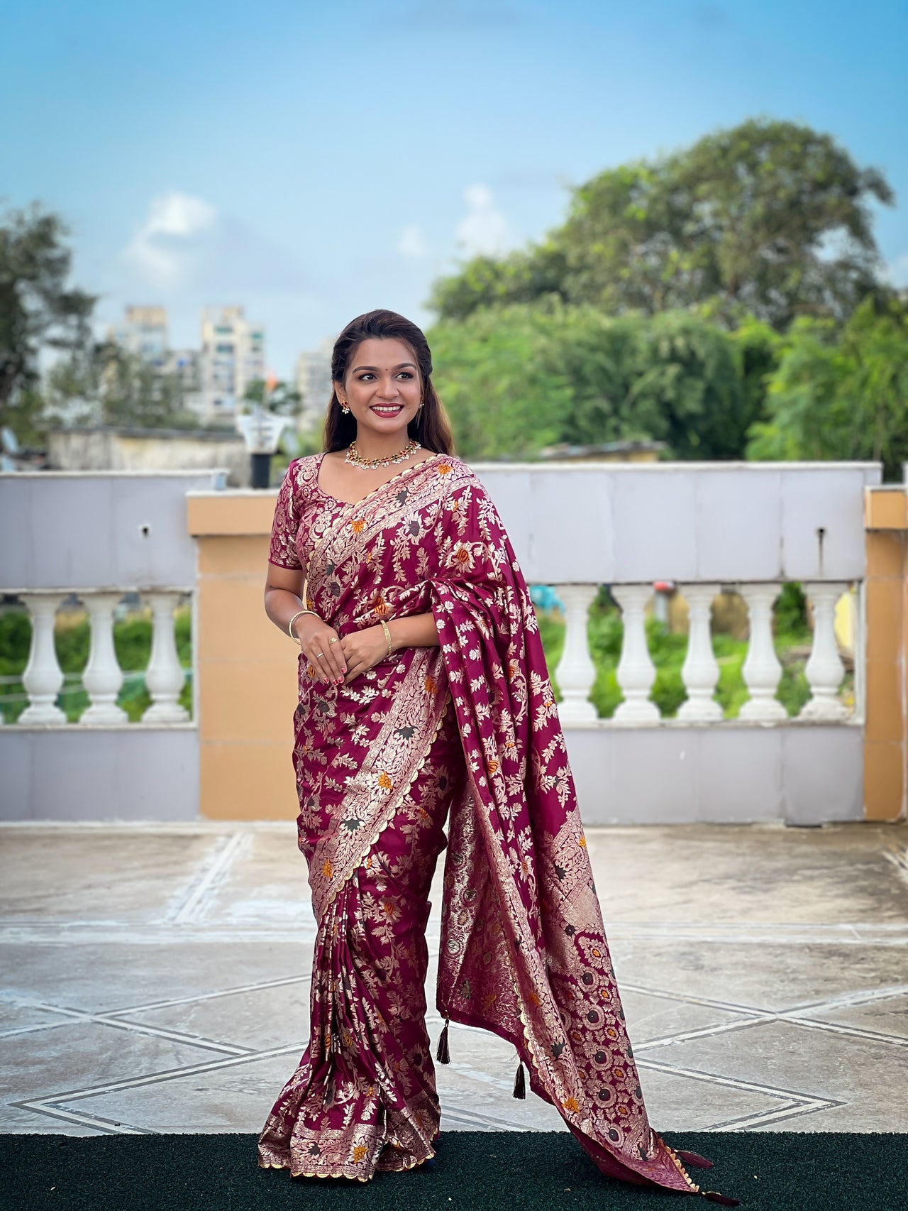 Vedant Vastram Soft Dola Silk Fancy Jacquard Bollywood Saree - Wine - Dista