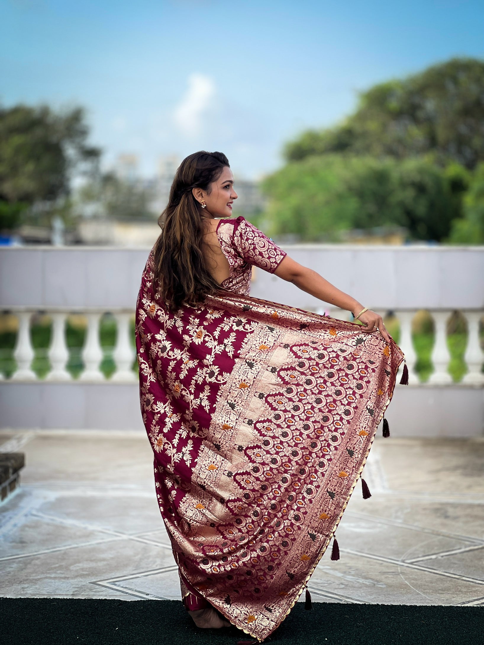 Vedant Vastram Soft Dola Silk Fancy Jacquard Bollywood Saree - Wine - Dista