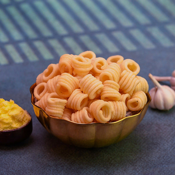 8 GARLIC BUTTER MURUKKU