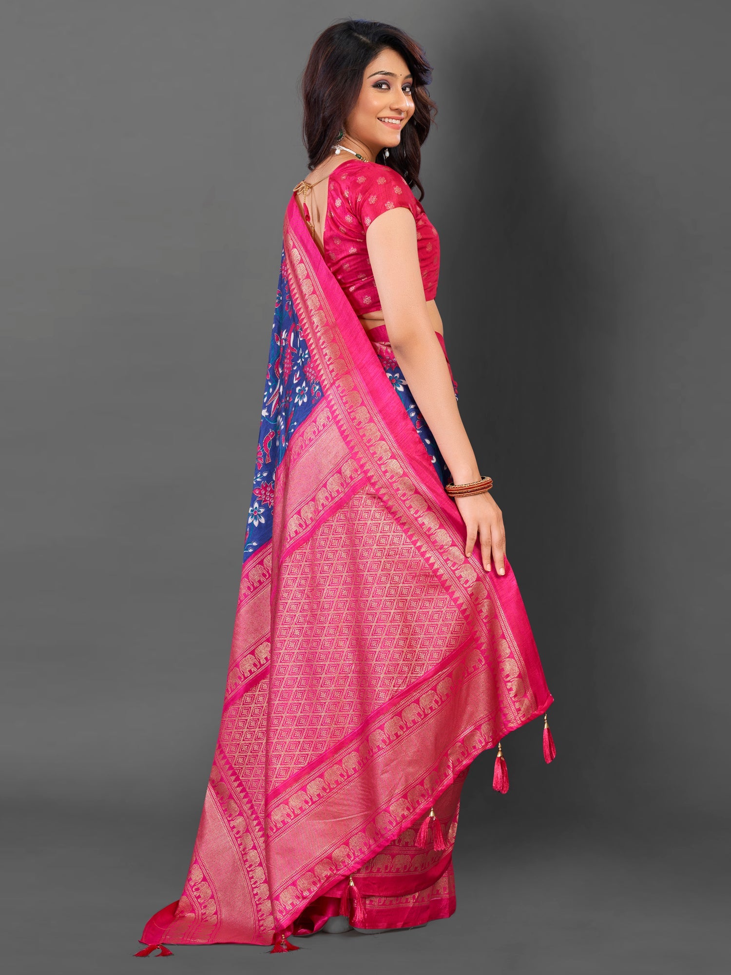 NOZ2TOZ Women's Cotton Blend Blue Printed Designer Saree With Blouse Piece - Distacart