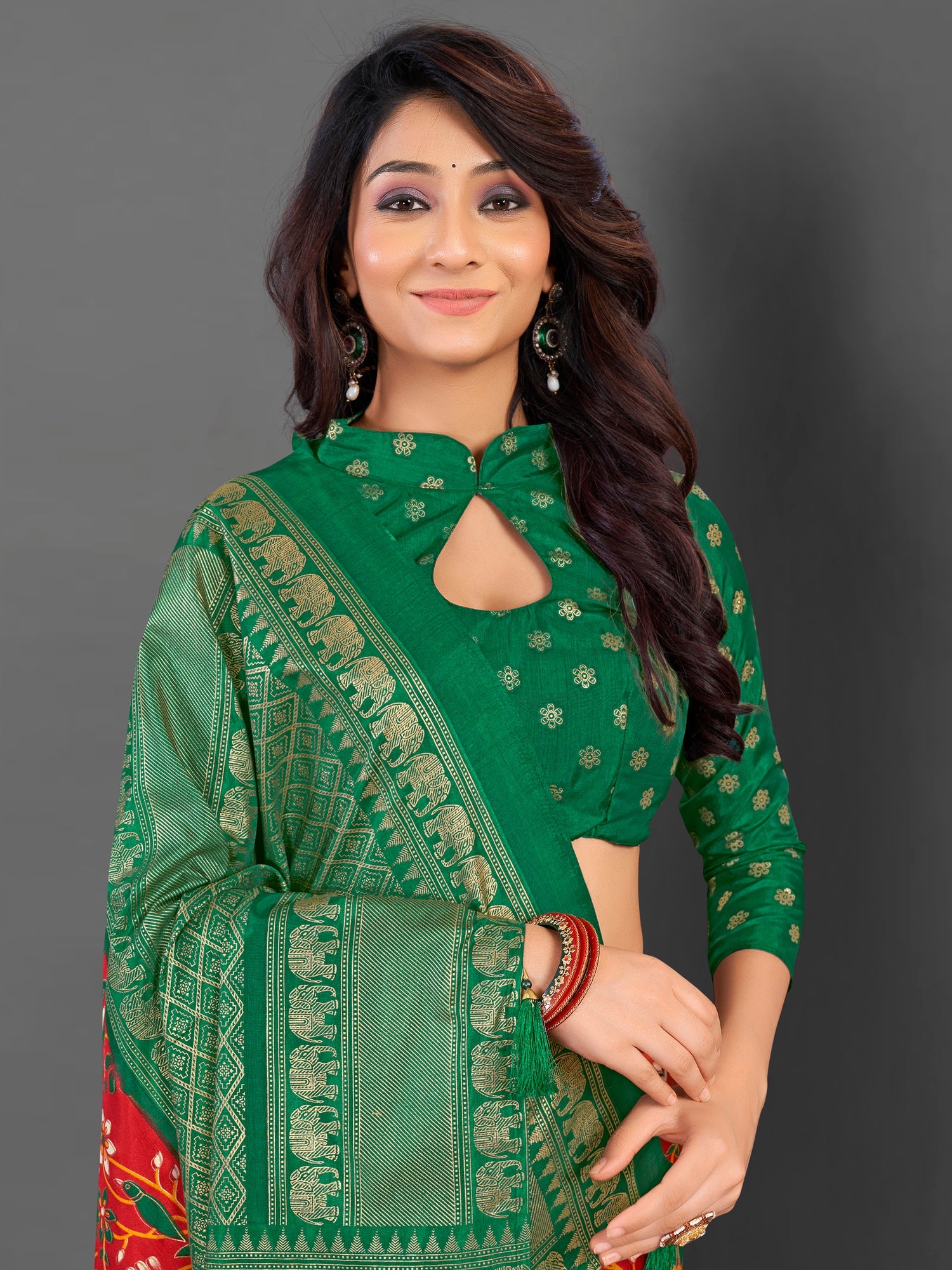 NOZ2TOZ Women's Cotton Blend Red Printed Designer Saree With Blouse Piece - Distacart