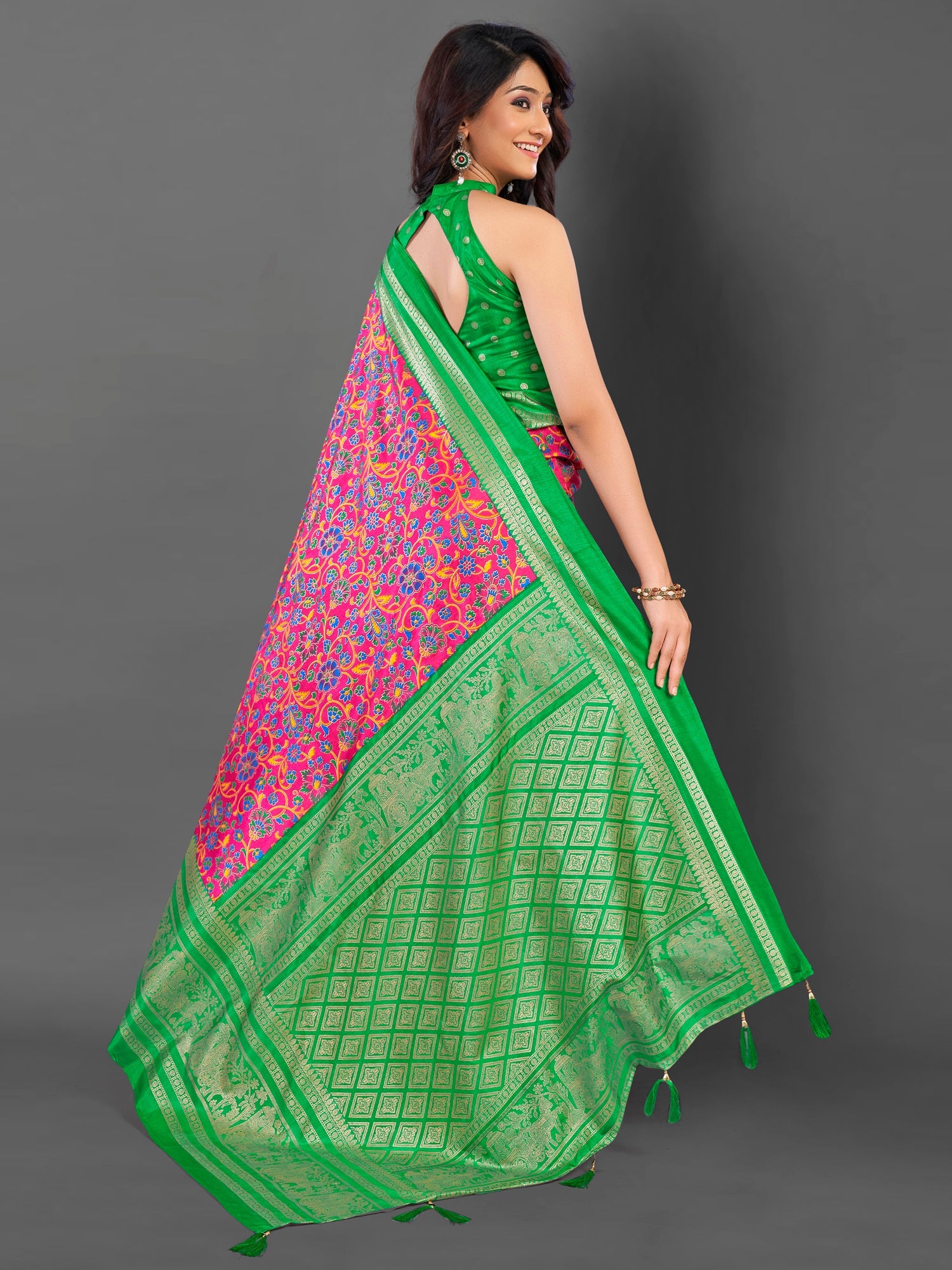 NOZ2TOZ Women's Cotton Blend Pink Printed Designer Saree With Blouse Piece - Distacart