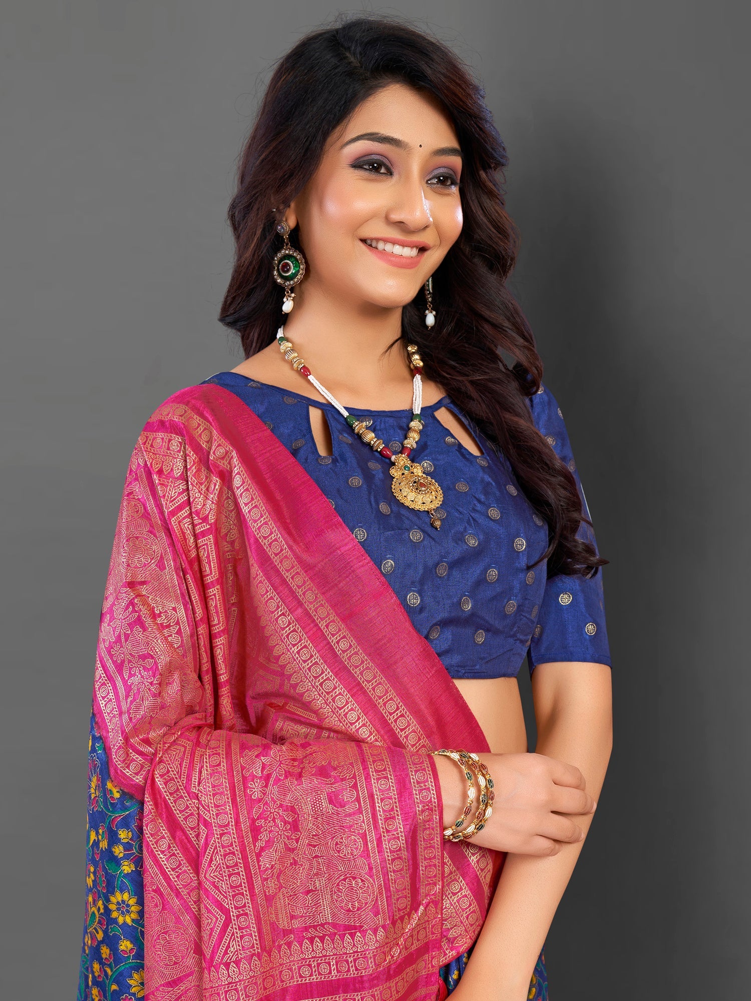 NOZ2TOZ Women's Cotton Blend Navy Blue Printed Designer Saree With Blouse Piece - Distacart