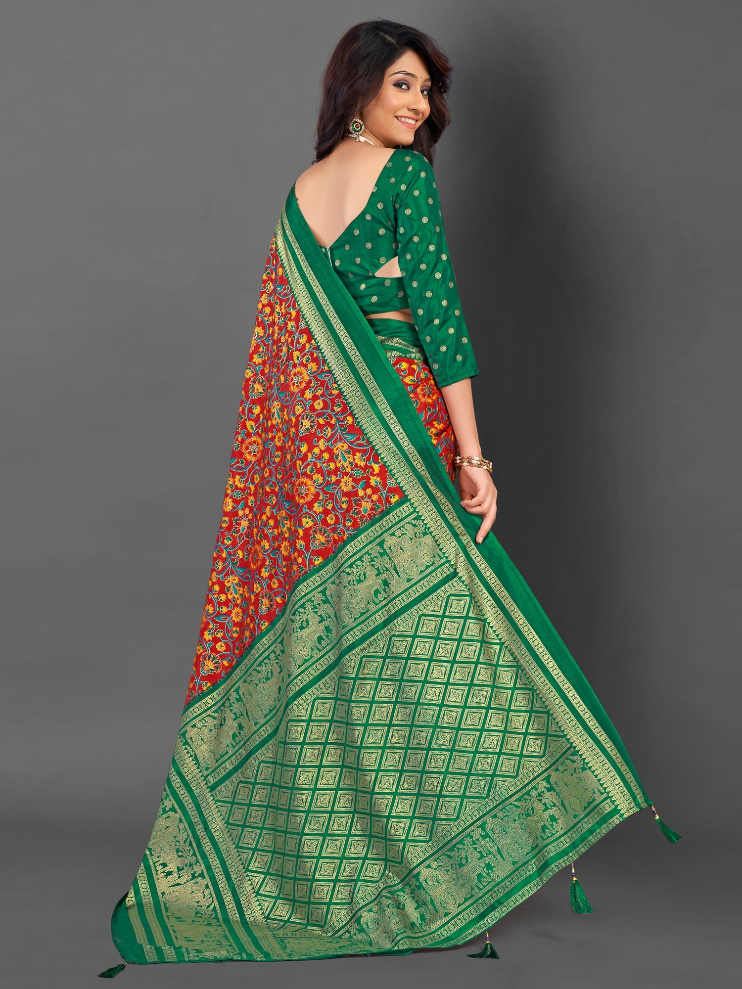 NOZ2TOZ Women's Cotton Blend Red Printed Designer Saree With Blouse Piece - Distacart