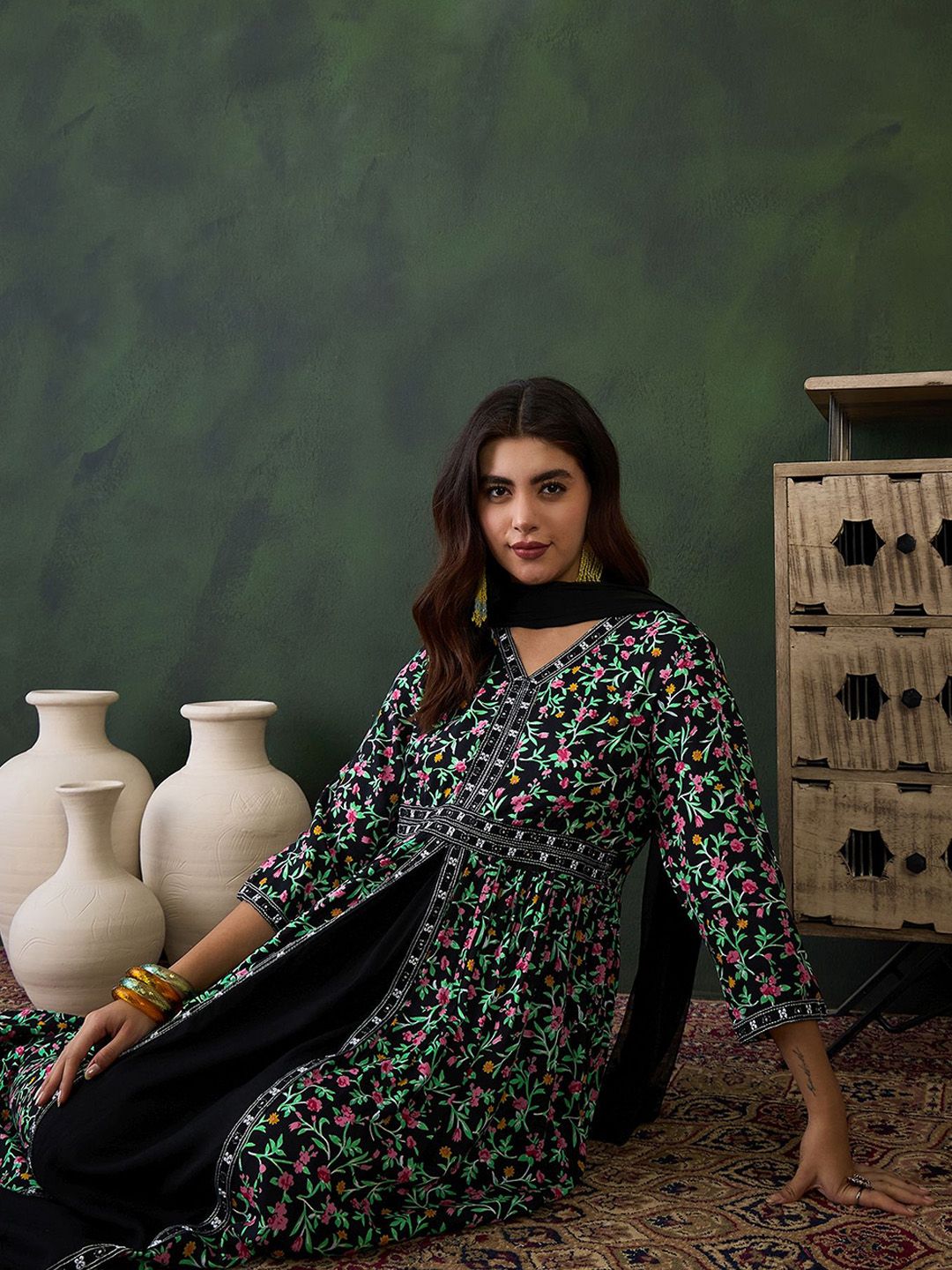 Sangria Printed V- Neck Antalkali, Dupatta & Dupatta Set - Distacart