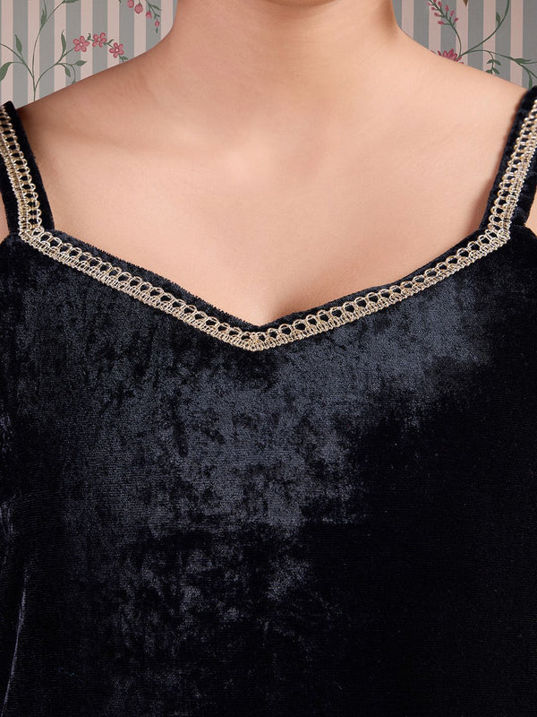 Ode by House of Pataudi V Neck Gotta Patti Velvet Straight Kurta with Trousers & Dupatta - Distacart