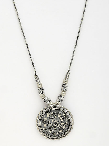 NVR Women's Silver-Toned Circular Shape Pendant with Chain - Distacart