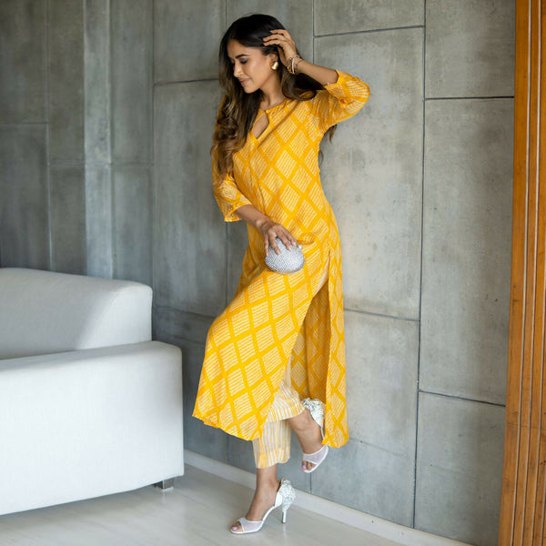 Jyoti Fashion Women's Yellow Pure Muslin Heavy Digital Printed Kurta Pant Set - Distacart