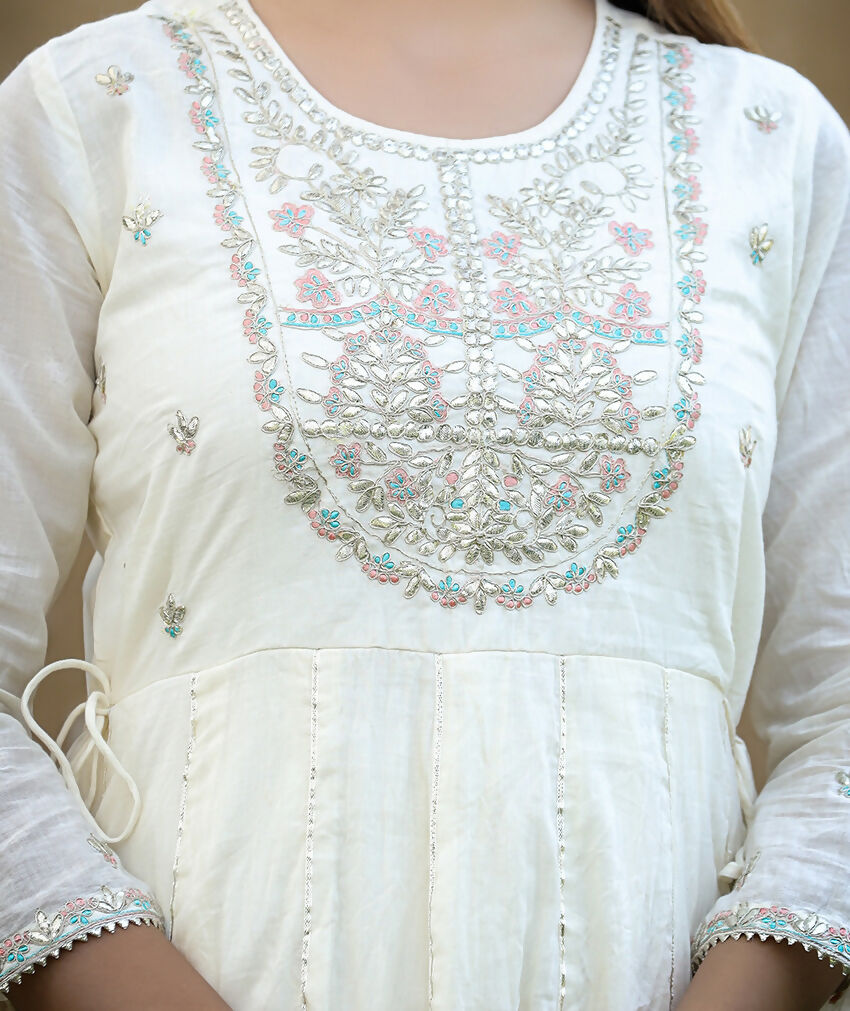 Kaajh Women's White Floral Embroidered Cotton Ethnic Dress - Distacart