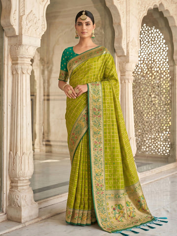 Shree Shyam Fashion Green Banarasi Silk Blend Saree - Dista