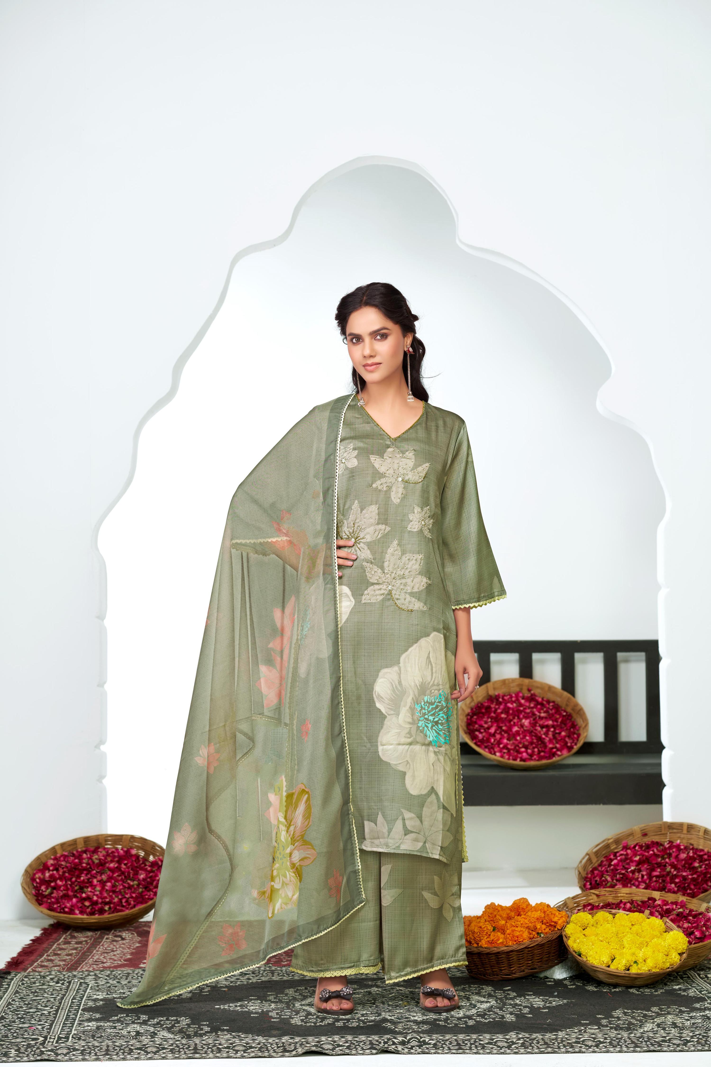 BulBul Farida Grey Silk Kurta Set with Dupatta