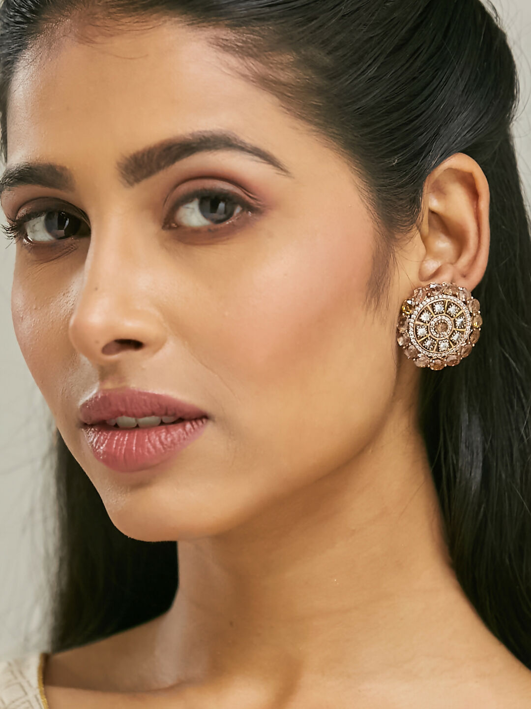 Nuyug 22k Gold Plated Round Stud Earrings