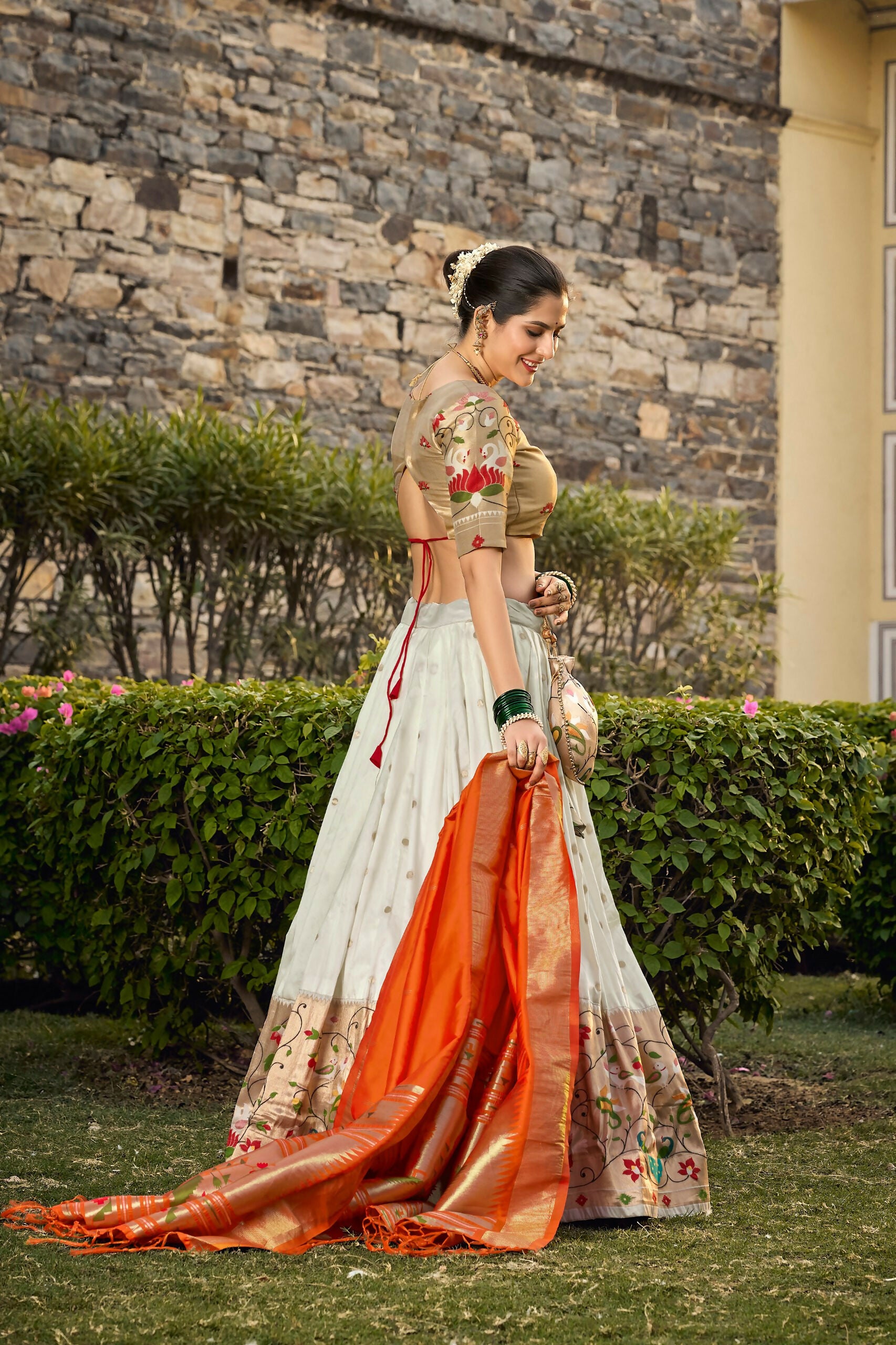 Vastranavya Traditional Jacquard Silk Paithani Lehenga Choli - White - Distacart