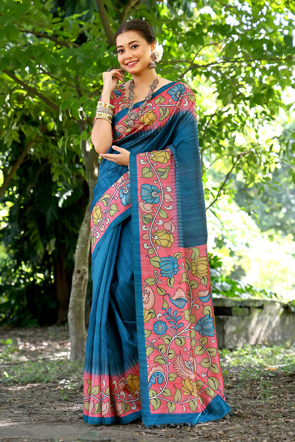 KAJAL_LOTUS_BLUE (1)