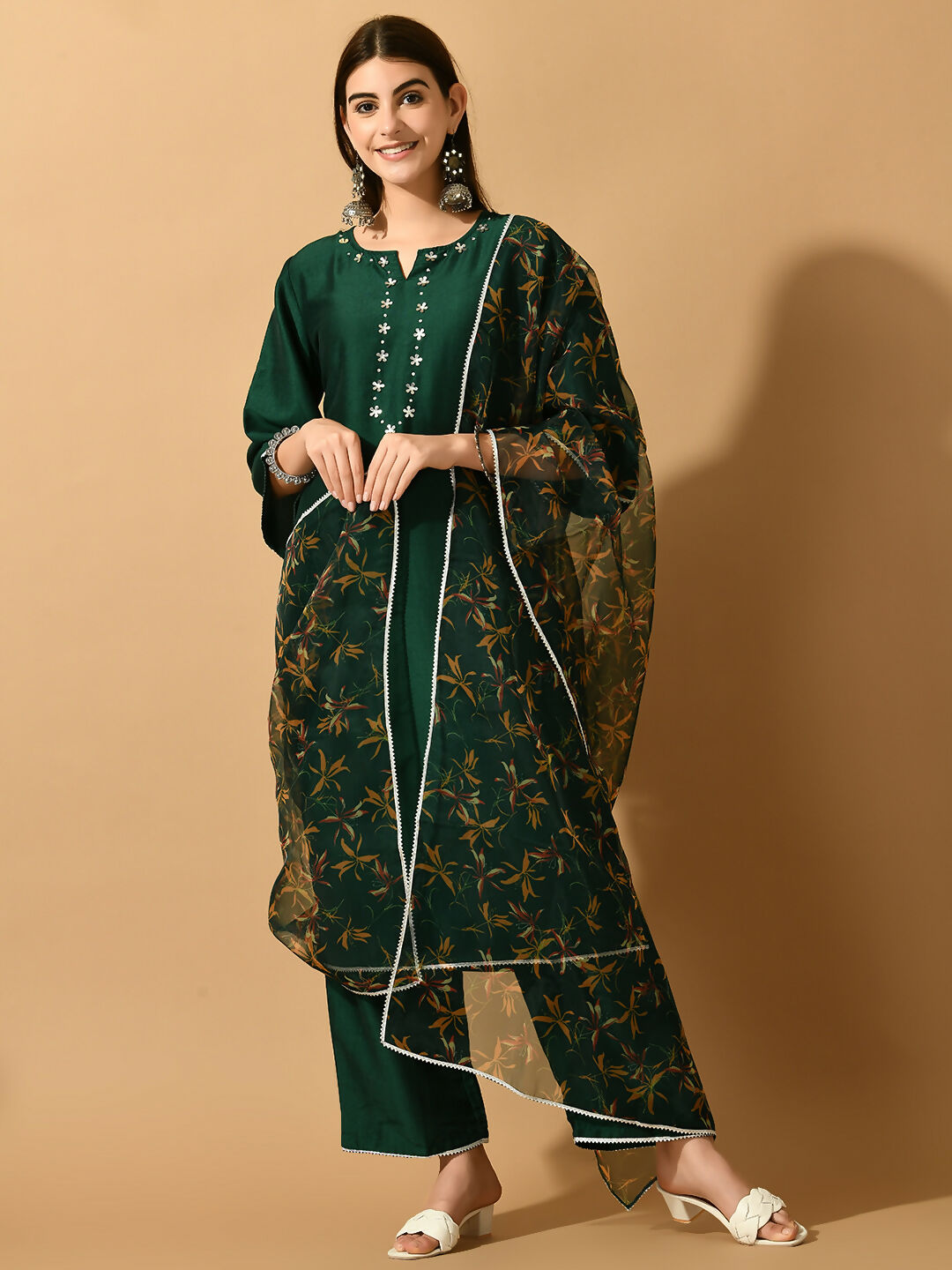 Myshka Women's Green Embroidered Party Kurta Sets - Distacart