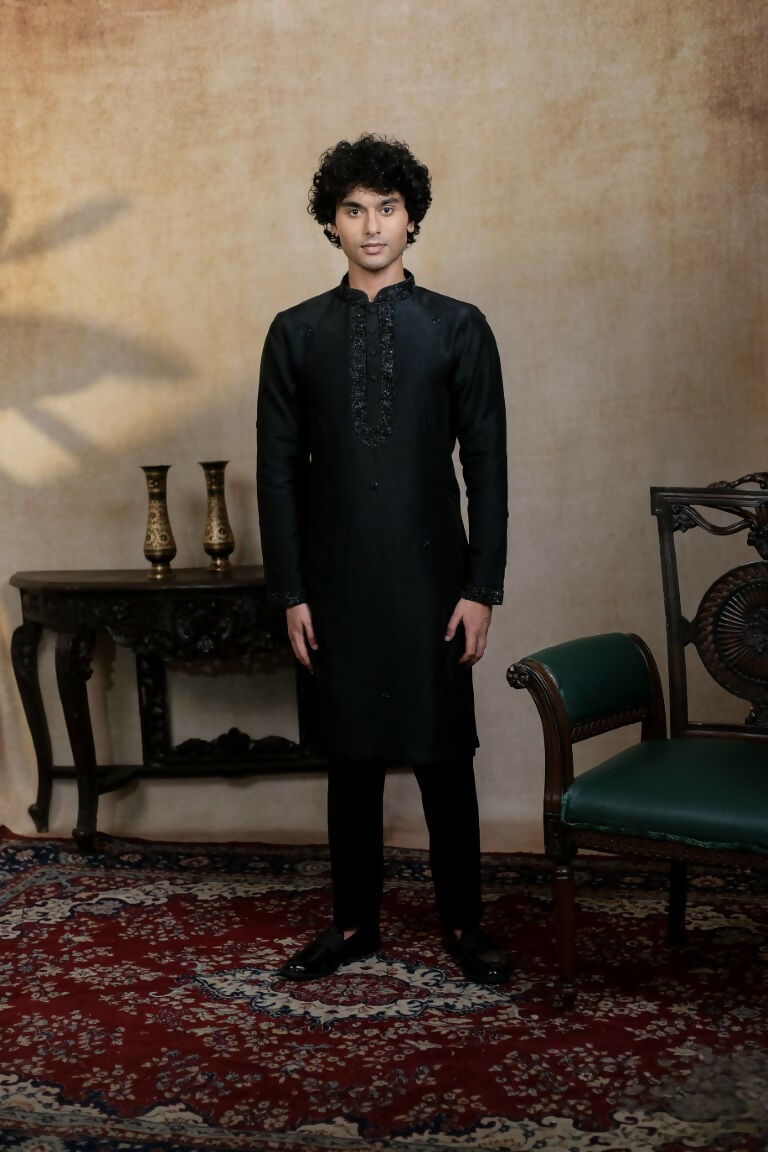 Falling Raw Silk Black Kajal Phool Kurta Set By Hilo Design