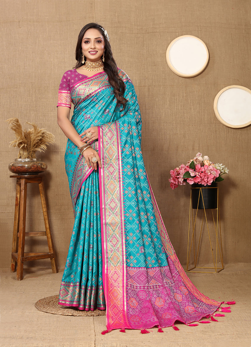 Lorenvalley Fashion Firozi Patola Silk Woven Design with Zari Meenakari Weaving motifs motifs Pallu Saree - Distacart