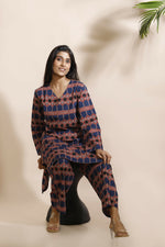 Thumbnail for Breathables Women'S Blue Cotton Abstract Print Loungewear Co-Ord Set – Long Kurta & Pants - Dista