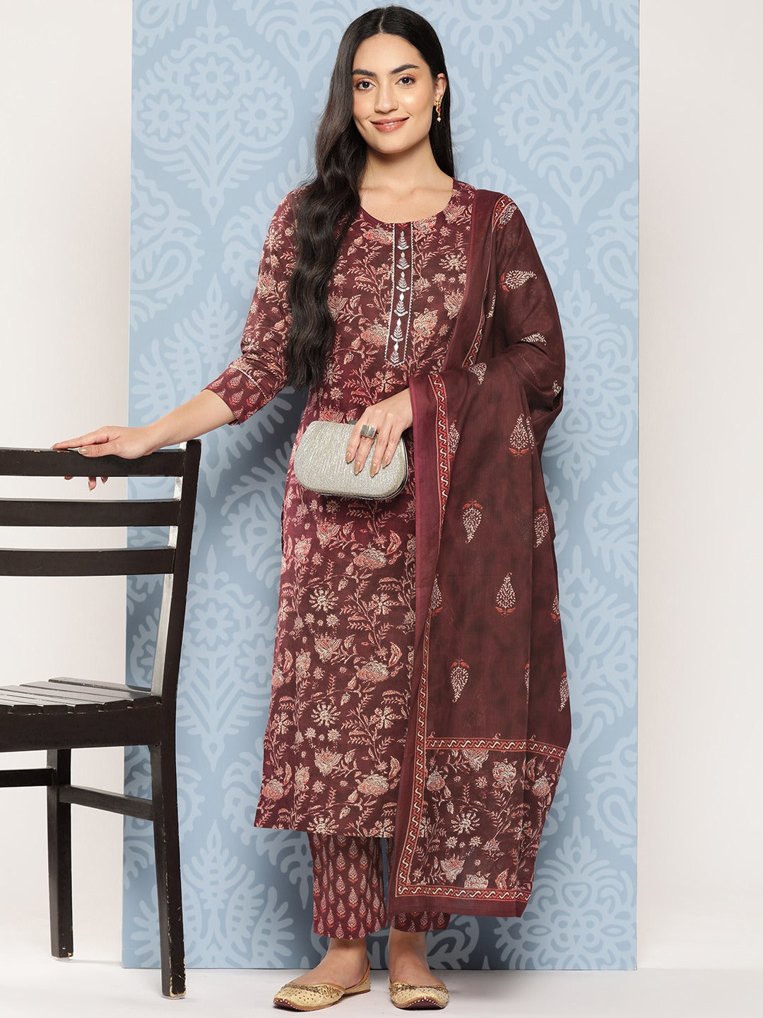 Yufta Floral Printed Regular Gotta Patti Pure Cotton Kurta with Trousers & Dupatta - Distacart
