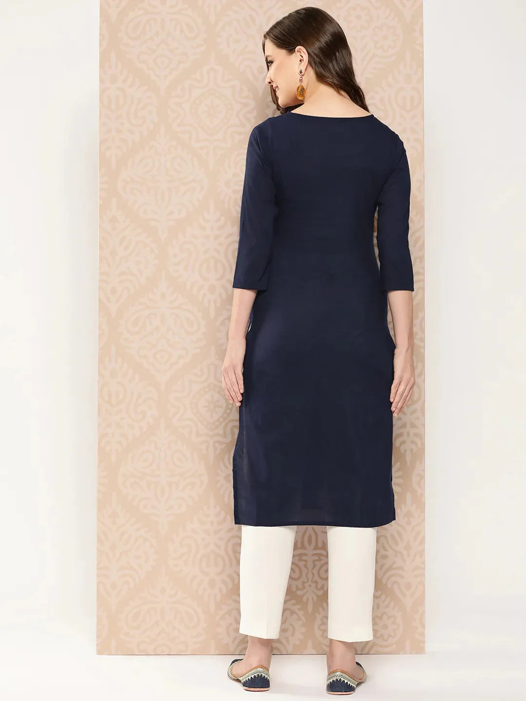 Yufta Floral Yoke Design Chikankari Kurta