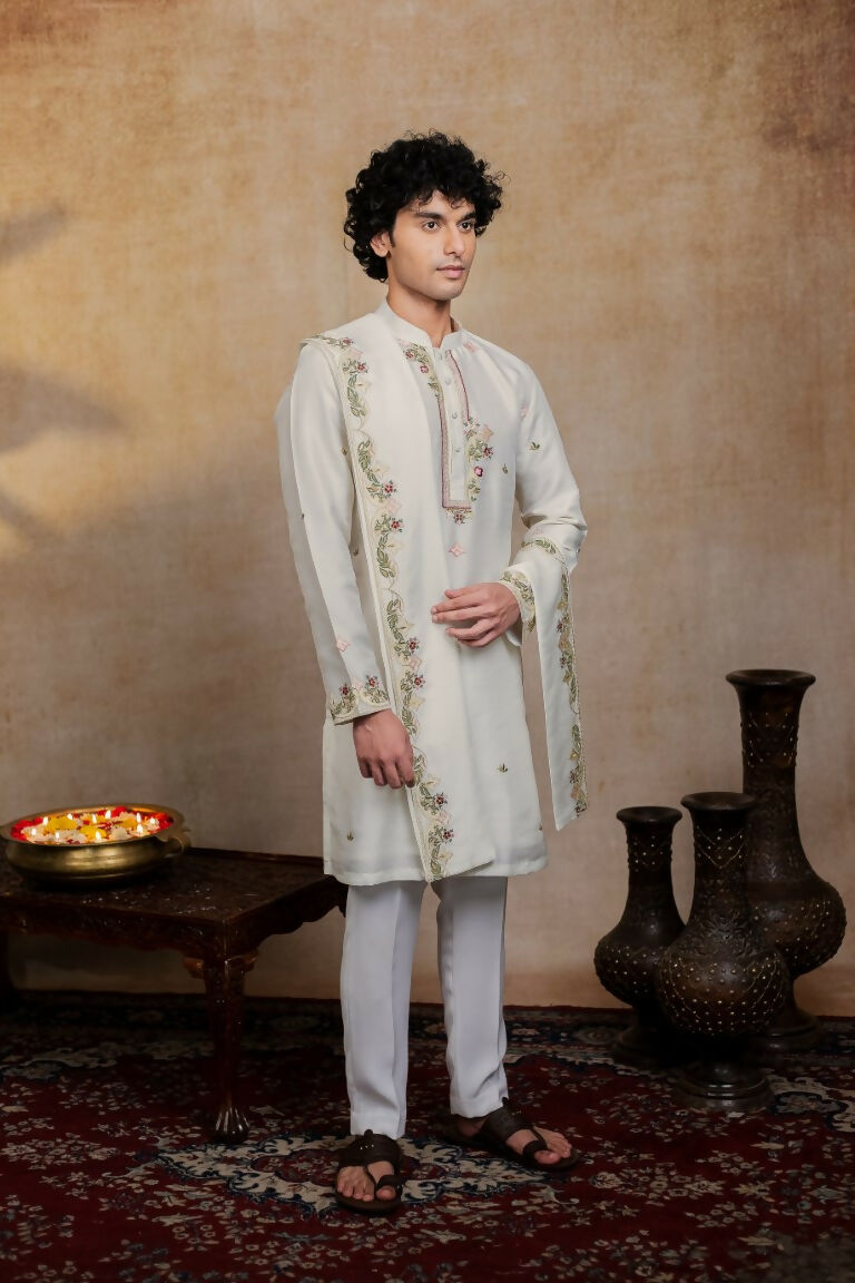 Falling Raw Silk Off White Geometric Symphony Kurta Set By Hilo Design - Distacart