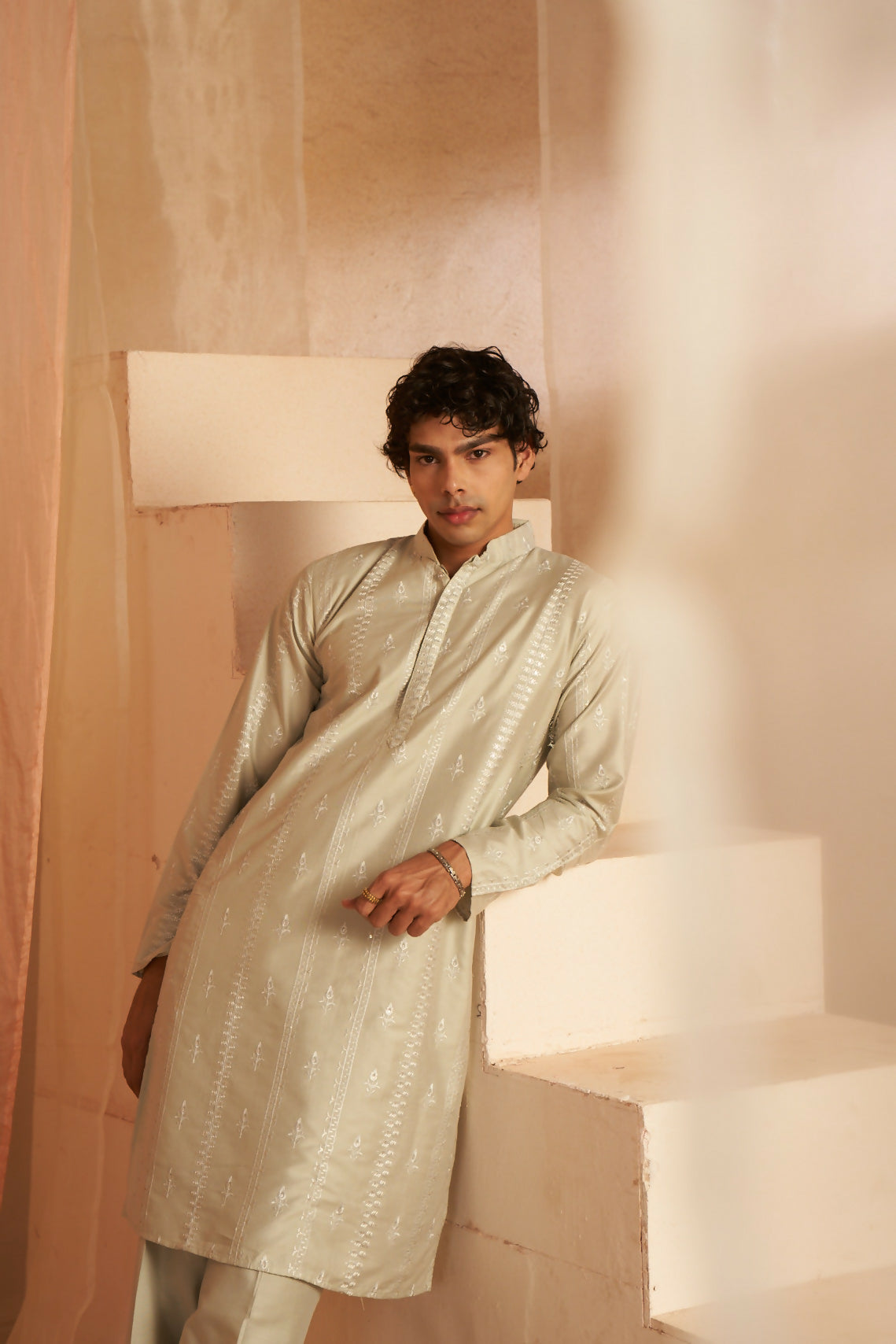 mkb3252-5_54270072287_o