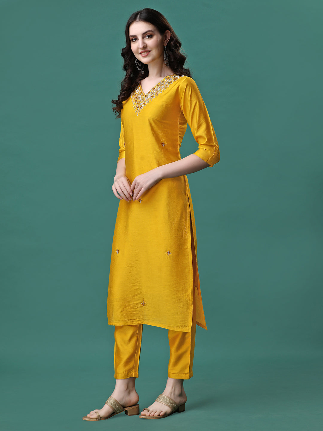 Hand Embroidered Kurta With Pant & Embroidered Dupatta, Multicolor - Hiral Fashion - Distacart