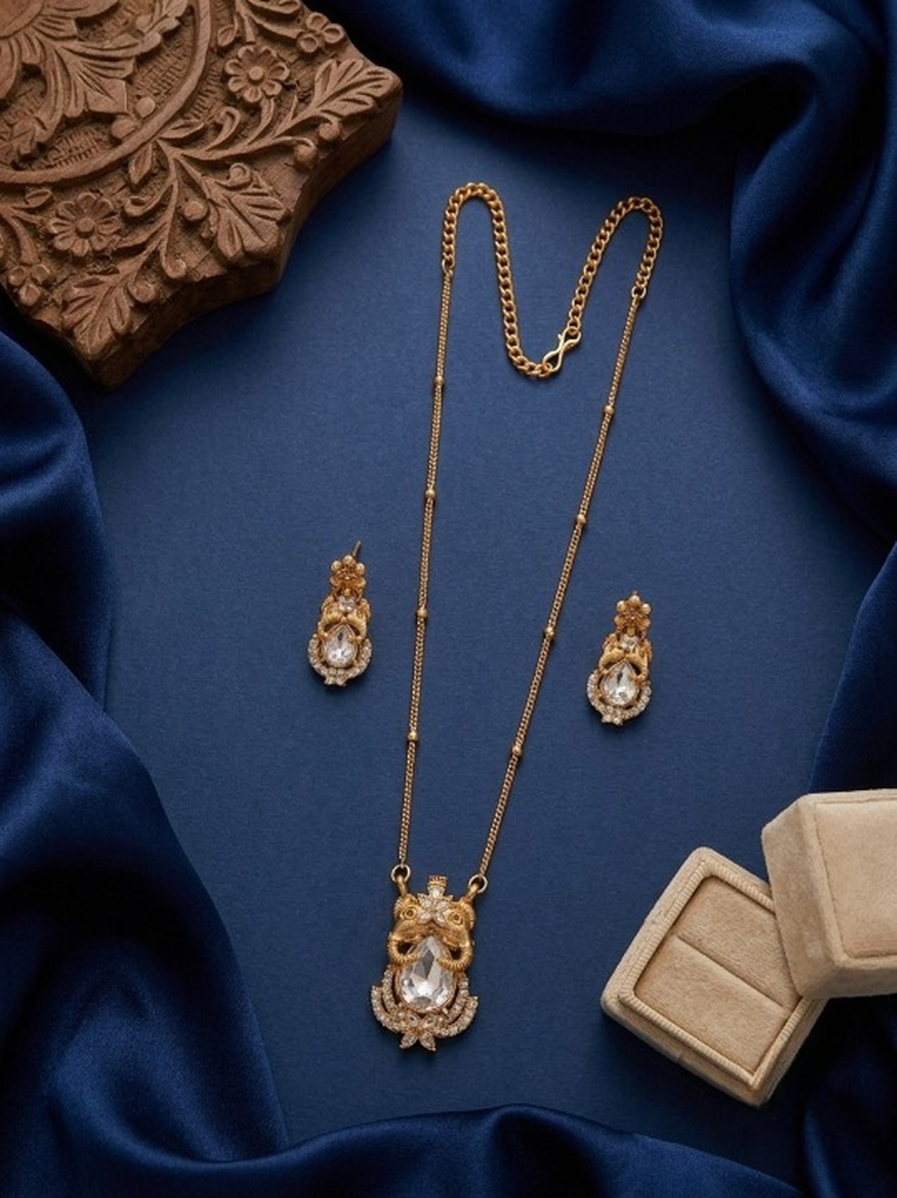 Jewel City Temple Jewelry Set With White Stone Pendant & Drop Earrings - Dista