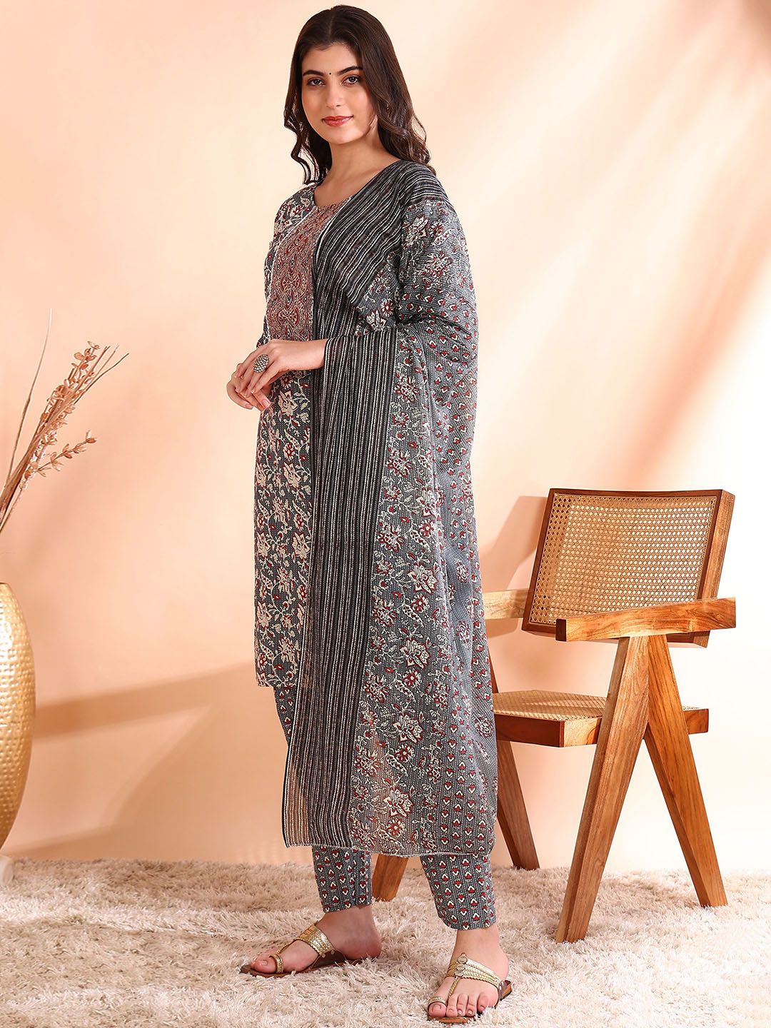 Ode by House of Pataudi Thread Work Pure Cotton Straight Kurta with Trousers & Dupatta - Distacart