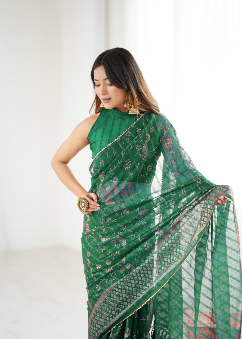 Lorenvalley Fashion Green Solo Georgette Superb Finishing Foils Print & Fancy Zalar Lace in Border Saree with Blouse