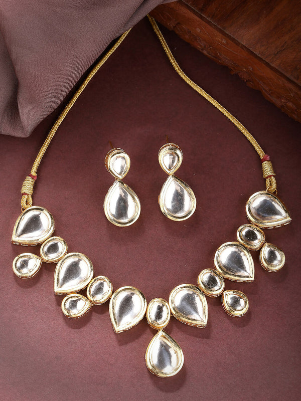 NVR Women's Gold Kundan-Studded Handcrafted Jewellery Set - Distacart