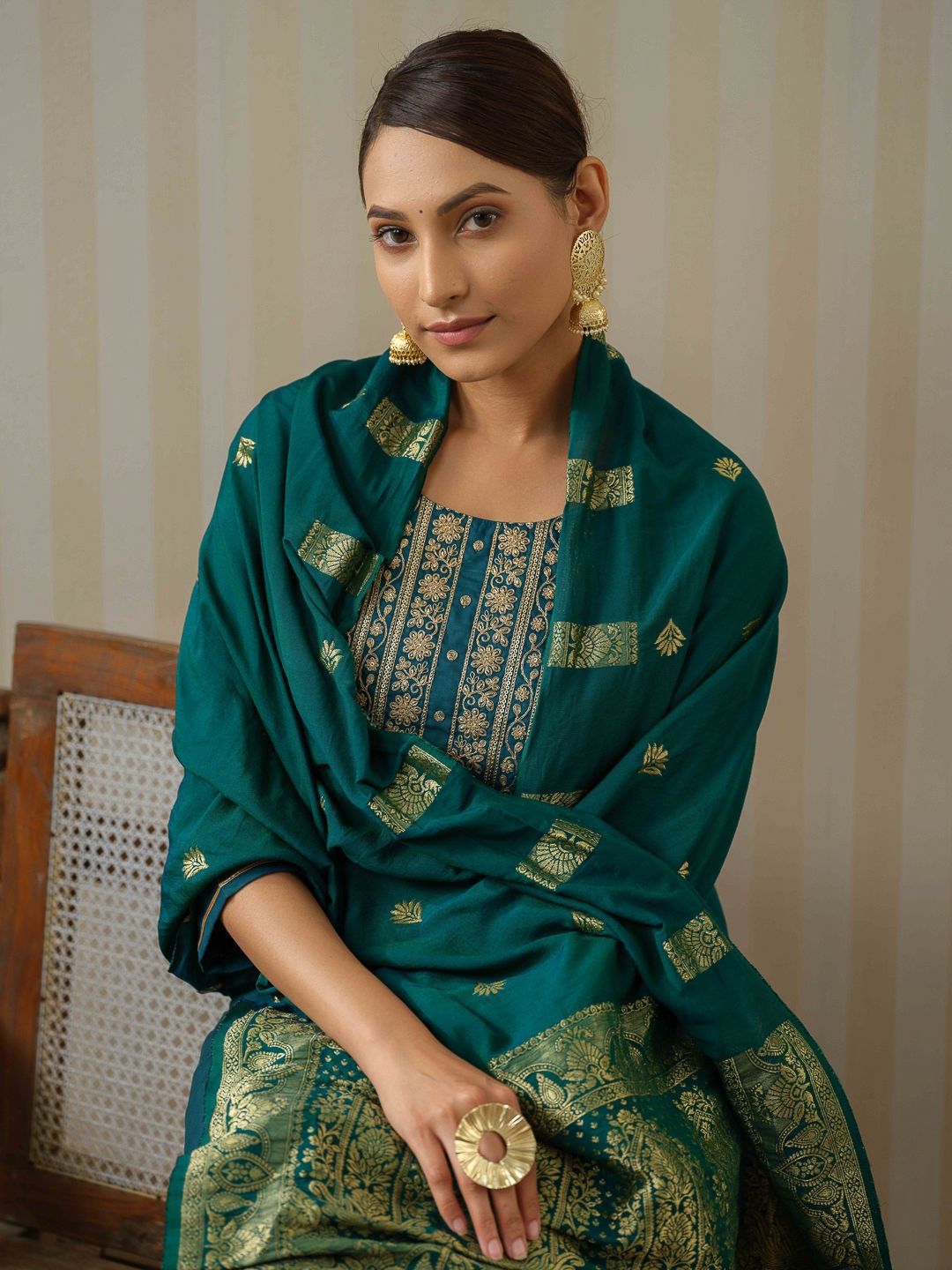 Ode by House of Pataudi Ethnic Motifs Embroidered Straight Kurta & Trousers With Dupatta - Distacart