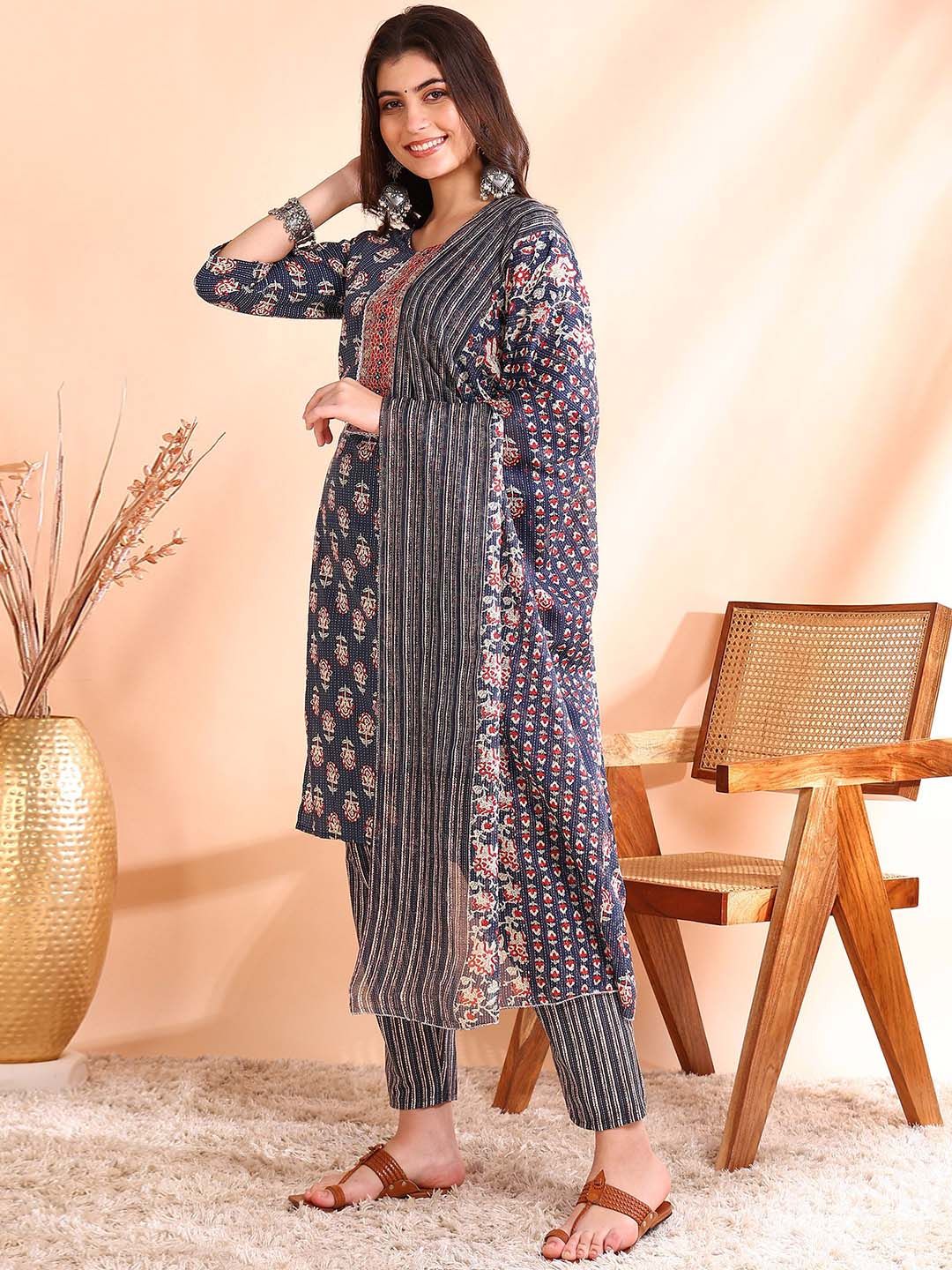 Ode by House of Pataudi Printed Thread Work Pure Cotton Kurta With Trousers & Dupatta - Distacart