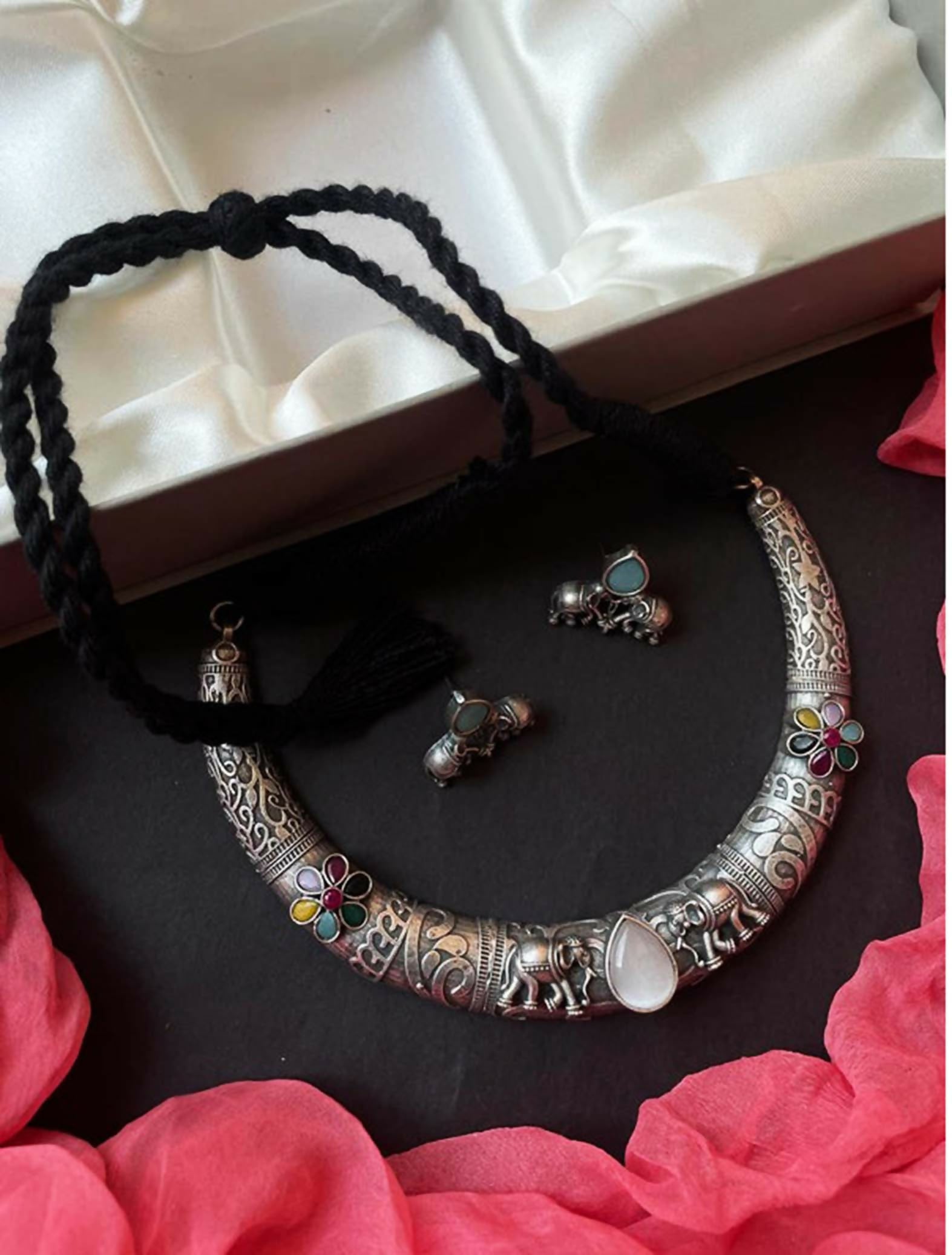 Joban Fashion Women Multi Monalisa Stone Oxidized Choker With Earring Set