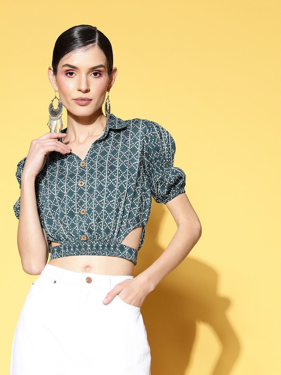 Yufta Geometric Crop Top - Distacart