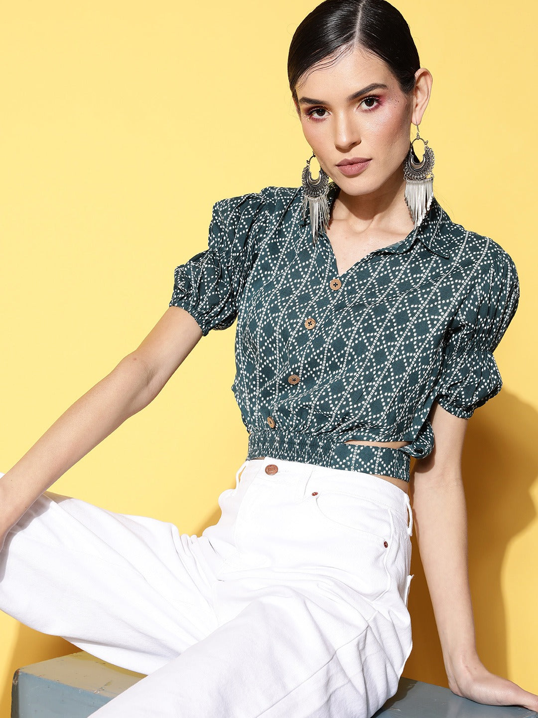 Yufta Geometric Crop Top - Distacart