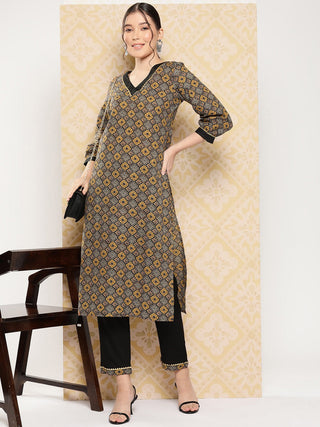 Yufta Geometric Printed Regular Pure Cotton Kurta with Trousers - Distacart