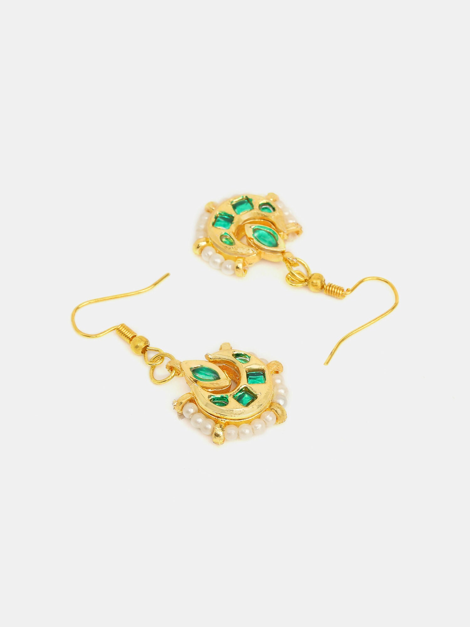 Ruby Raang Gold Green Kundan Earrings And Maang Tikka