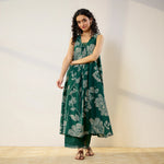 Thumbnail for Pimu Women Floral Printed Pleated Pure Cotton Kurta with Palazzos-Green - Distacart
