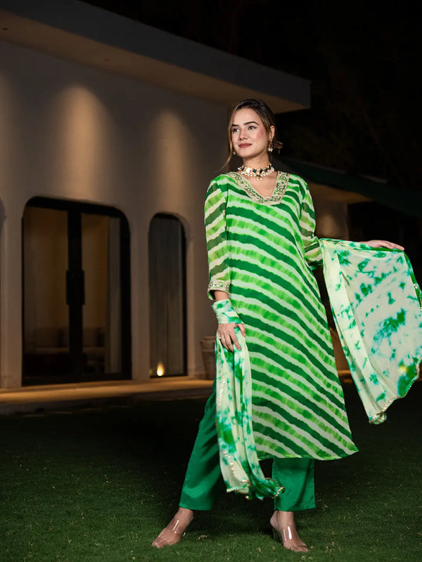 Yufta Green Leheriya Print Poly Georgette Straight Suit Set