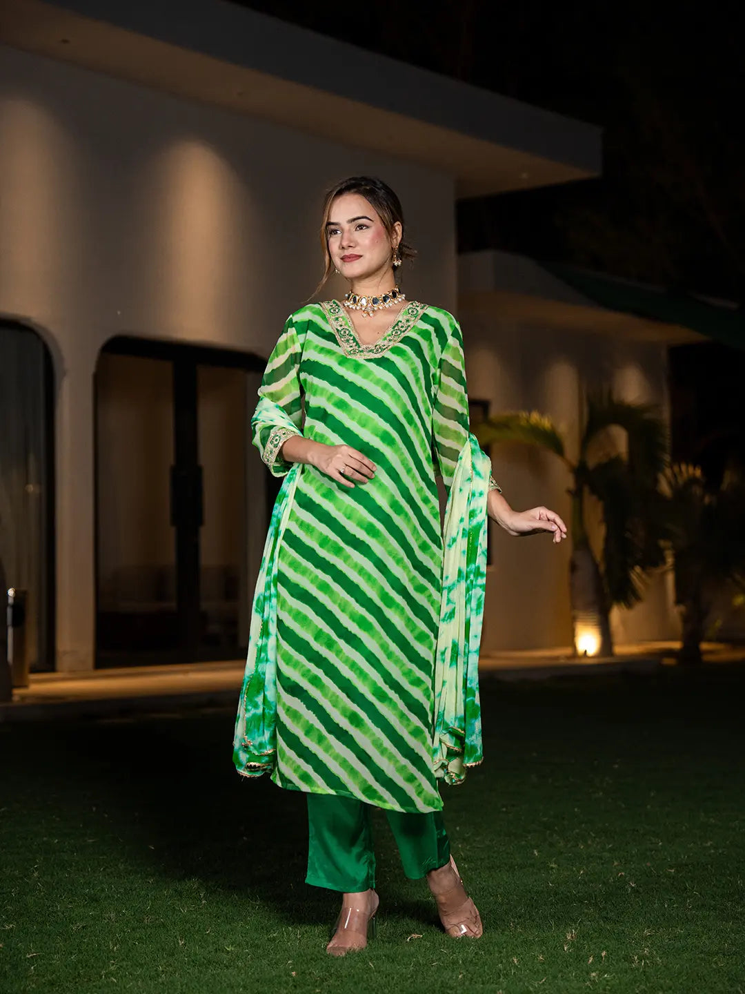 Yufta Green Leheriya Print Poly Georgette Straight Suit Set