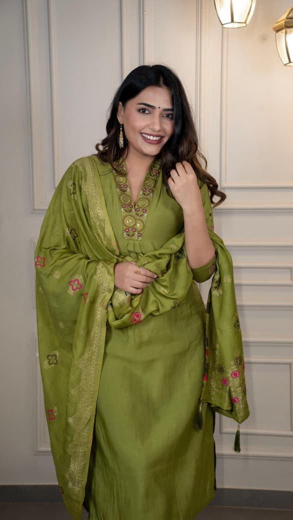 Lorenvalley Fashion Green Roman Silk Embroidery Sequence Work Kurta Pant with Dupatta