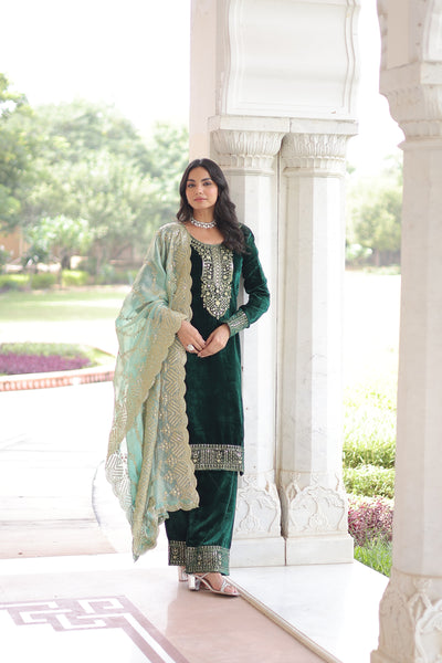 Lorenvalley Fashion Green Velvet with Rich Sequins & Zari Embroidered work Kurta Pant with Dupatta