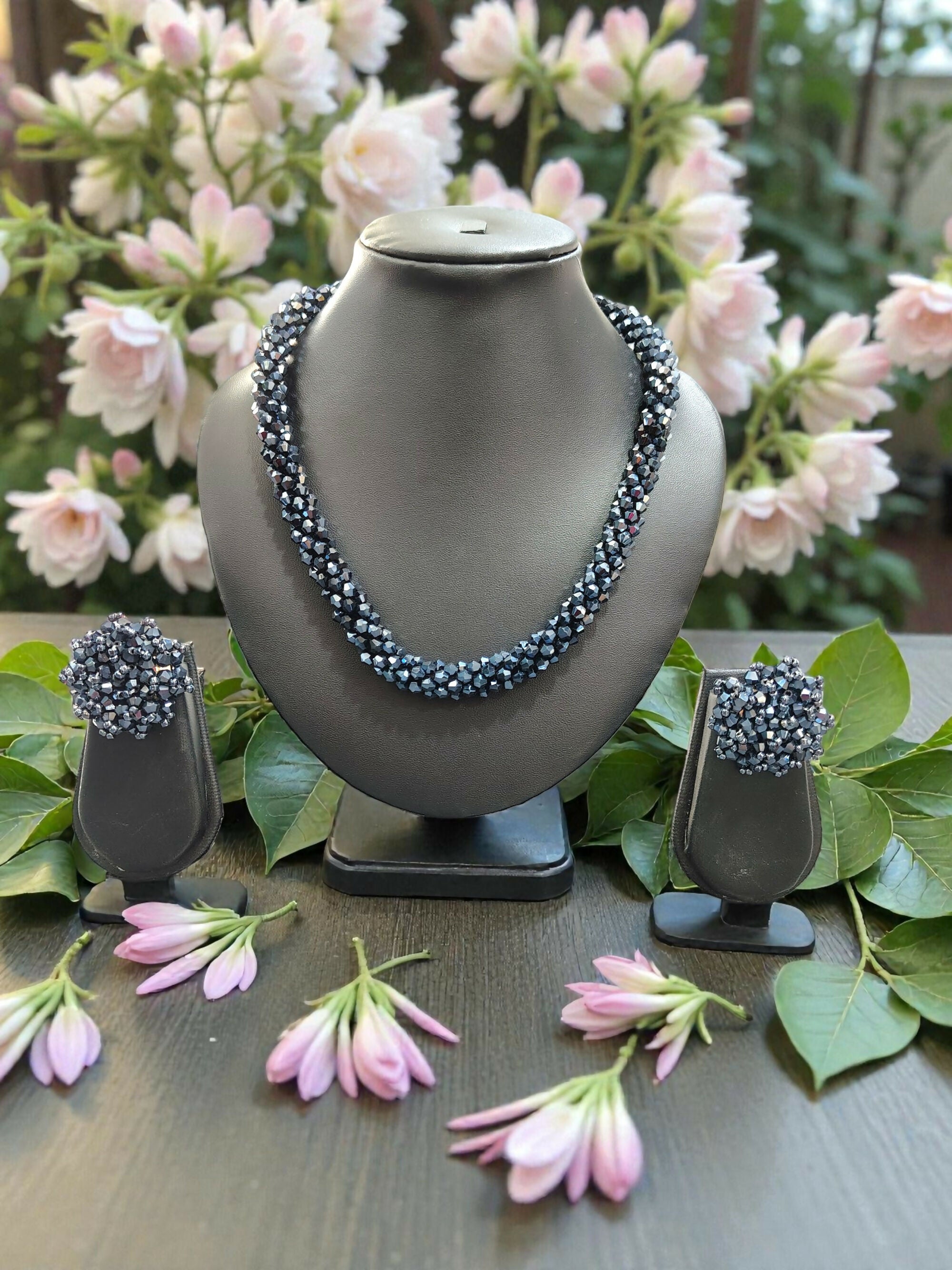 Inhanns Noor-E-Jalwa – Handmade Crystal Bead Necklace / Necklace With Earrings -Adjustable - Navy Blue - Distacart