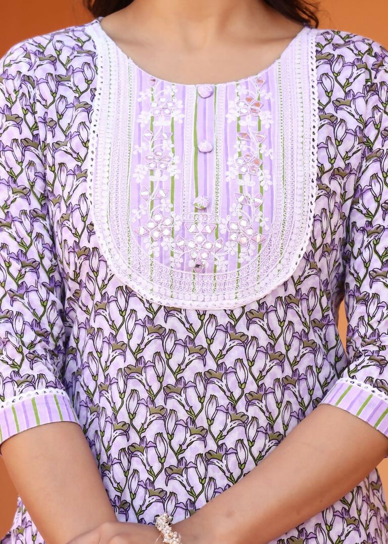 Alvano Printed Straight Kurti with Pant and Dupatta Set for Womens's and Girls Rayon - Distacart