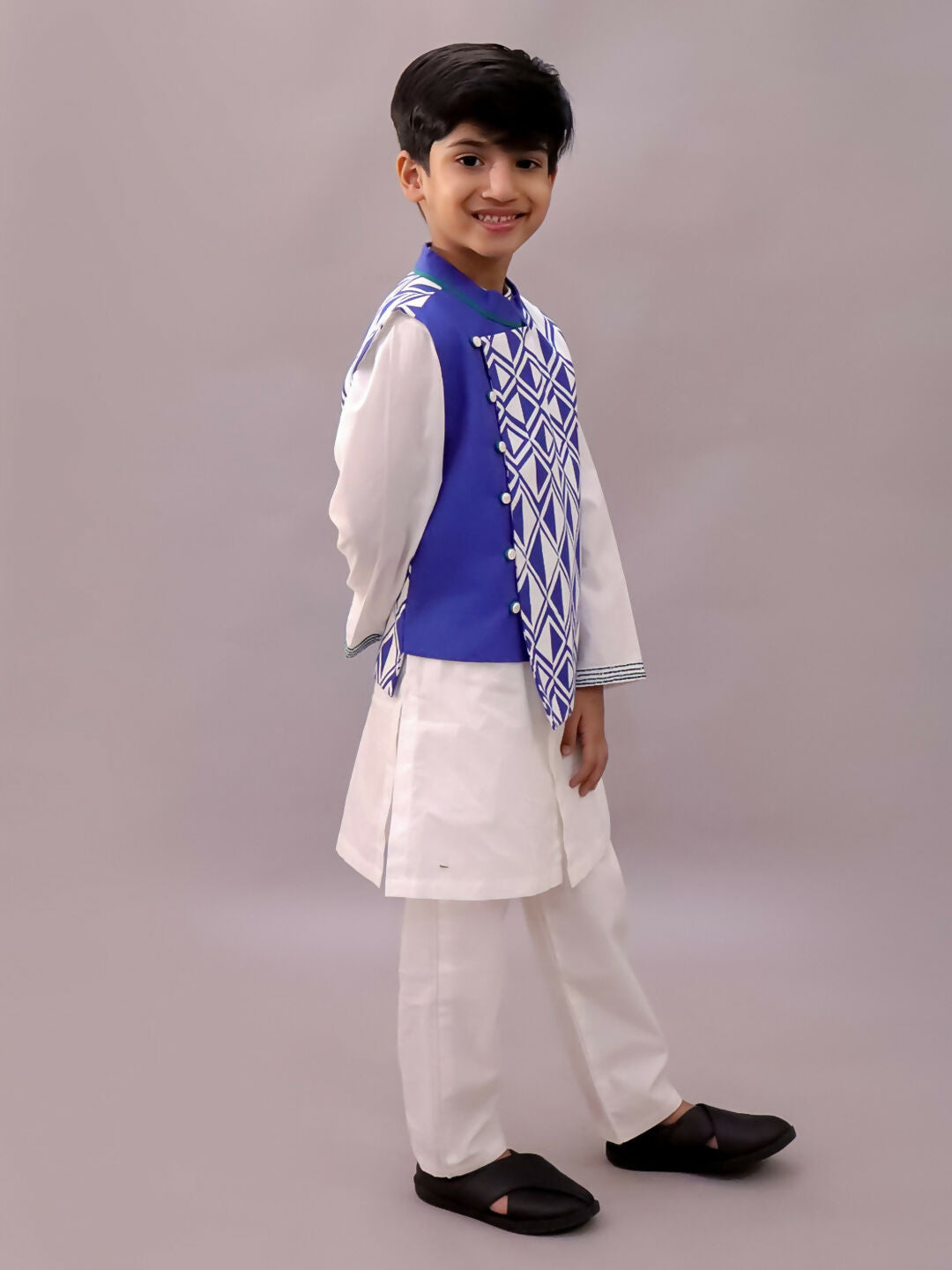 Lil Drama Shor-Gul White Kurta Pyjama with Blue Jacket Set For Boys