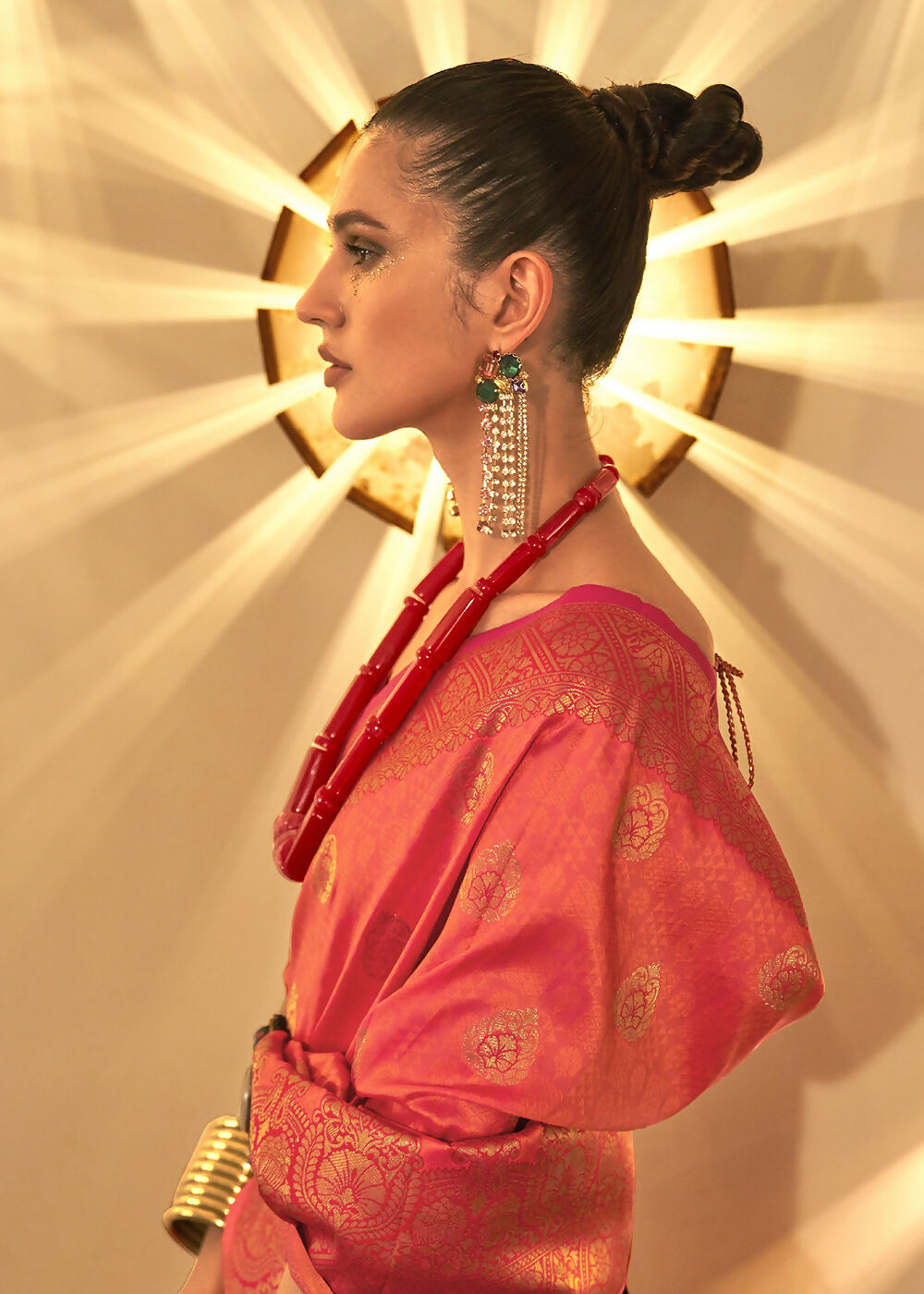 Trendy Weaving Silk Hot Pink Designer Saree - Emponline - Distacart